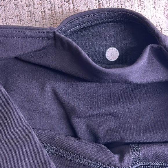 Lululemon Sun Setter Crop size 8 - Picture 3 of 8